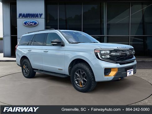 Used 2025 Ford Expedition Tremor AWD/4WD image 3