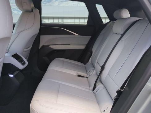 Certified 2024 Cadillac Lyriq Luxury AWD/4WD image 16
