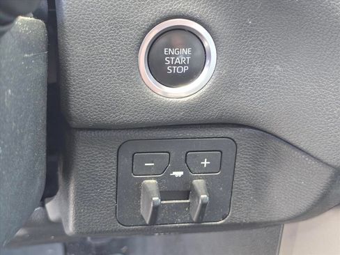 Used 2022 Toyota Tundra Limited AWD/4WD image 9