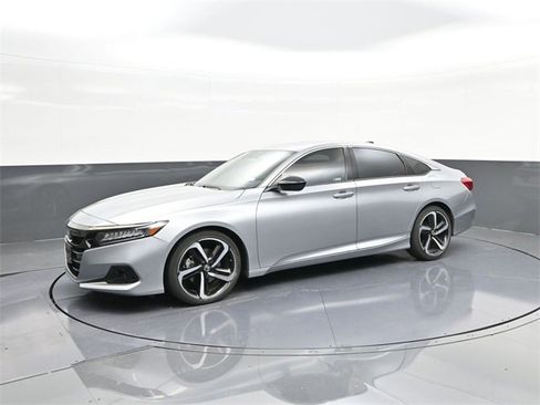 Used 2022 Honda Accord Sport image 1