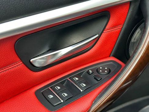 Used 2017 BMW 340i xDrive Sedan image 18