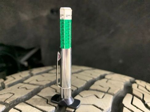 Used 2025 GMC Canyon Elevation image 35