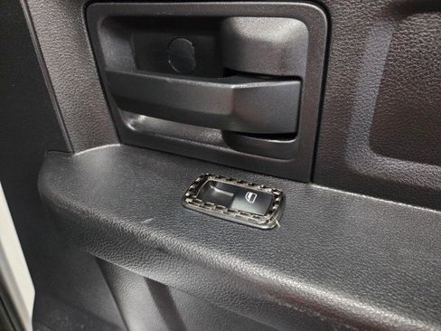 Used 2013 RAM 3500 Tradesman w/ Chrome Appearance Group image 40