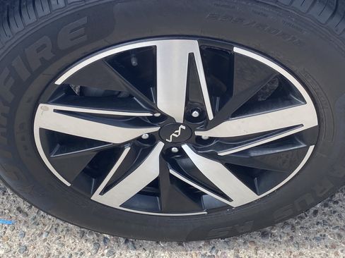 Certified 2022 Kia Sorento S FWD image 8