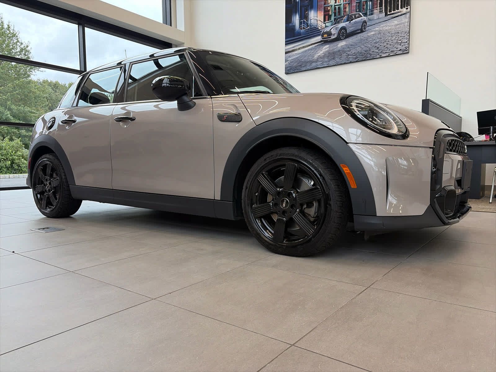 Used 2024 MINI Cooper S FWD image 3