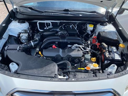 Used 2018 Subaru Outback 2.5i Limited AWD/4WD image 25