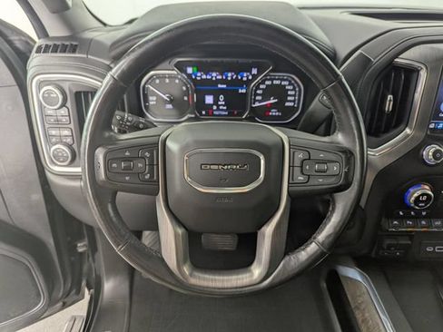 Used 2021 GMC Sierra 1500 Denali w/ Denali Ultimate Package AWD/4WD image 18