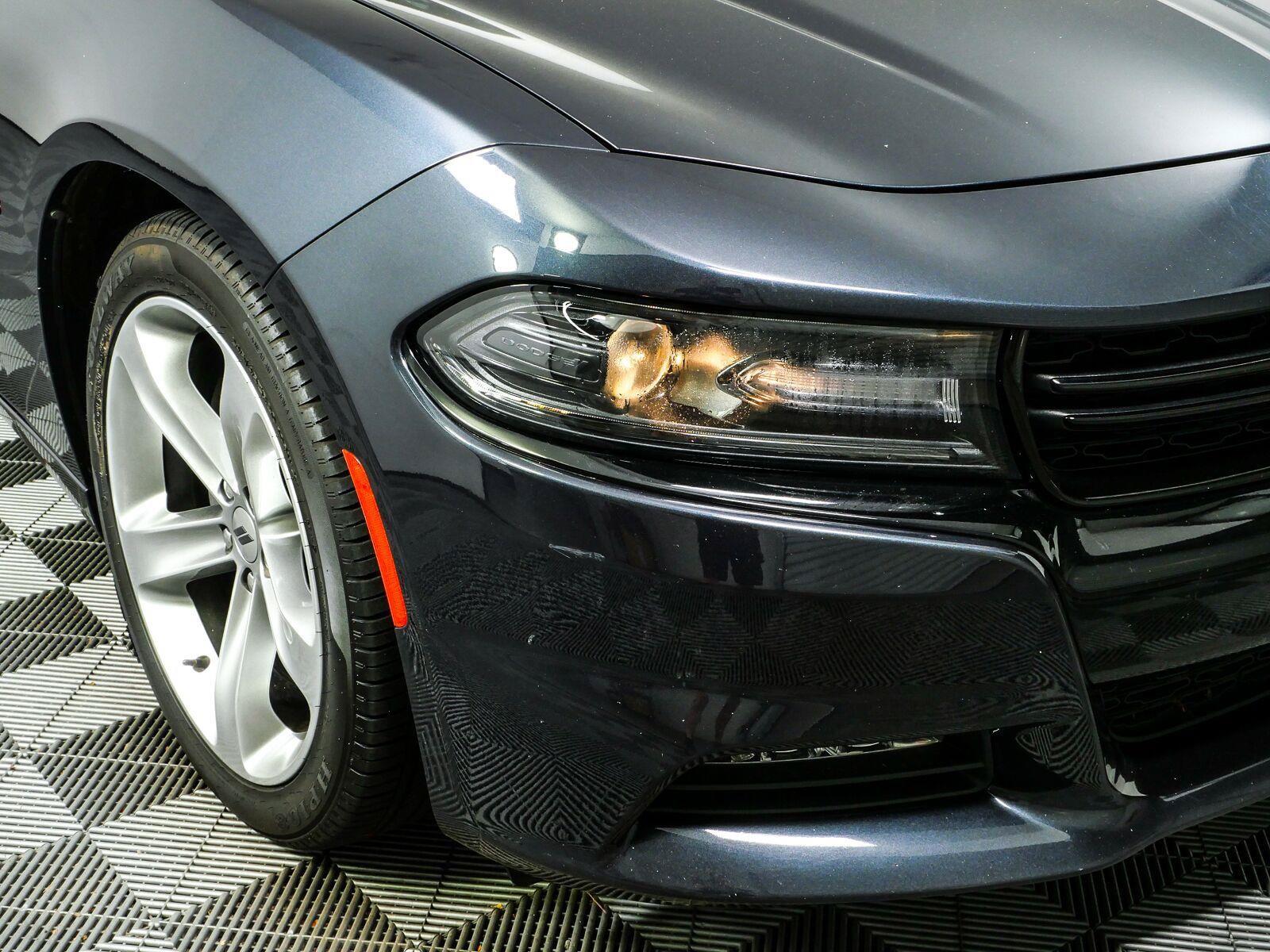 Used 2018 Dodge Charger R/T RWD image 34
