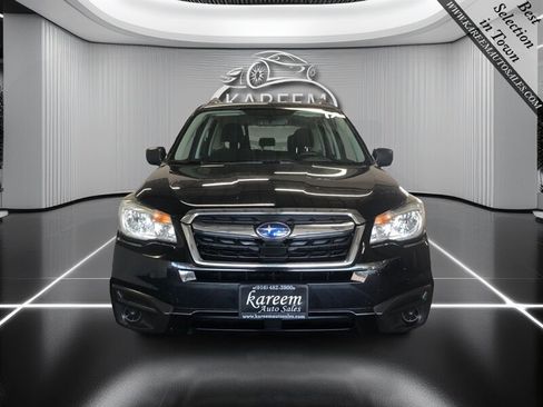 Used 2017 Subaru Forester 2.5i w/ Alloy Wheel Package AWD/4WD image 2