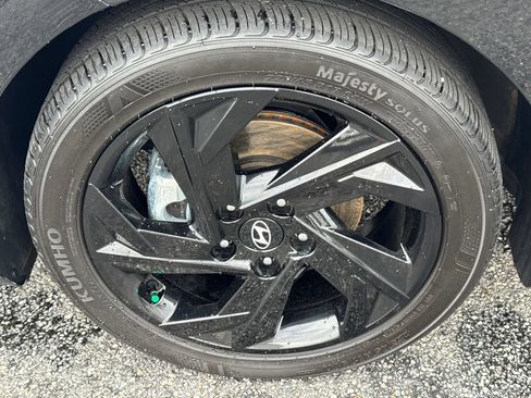 Certified 2026 Hyundai Elantra Sport FWD image 13