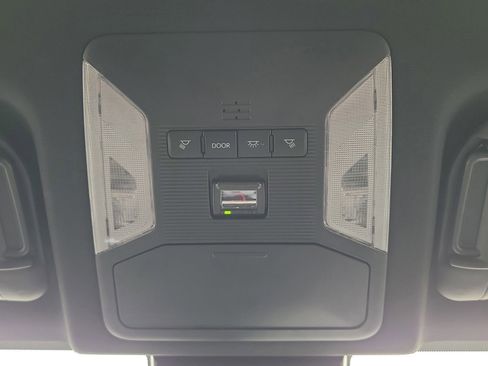 Used 2024 Toyota RAV4 SE AWD/4WD image 34