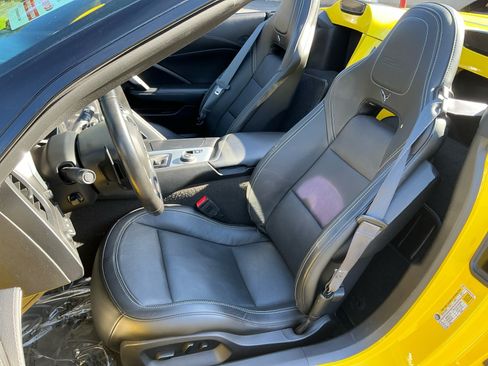 Used 2016 Chevrolet Corvette Z06 w/ 2LZ Preferred Equipment Group RWD image 17