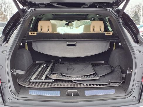 Used 2019 Cadillac XT5 Luxury image 10