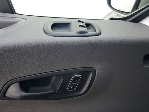 Used 2023 Ford Transit 350 XLT image 29