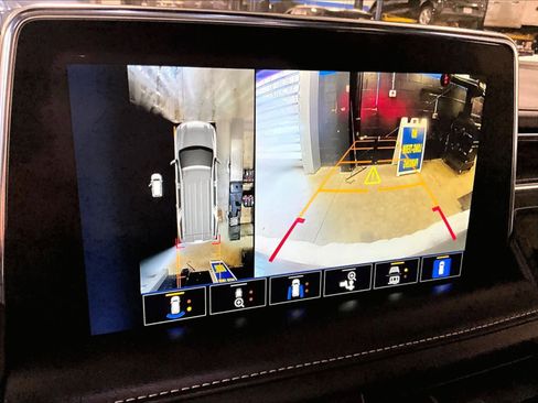 Used 2023 Chevrolet Tahoe Premier w/ Premium Package 2 image 20