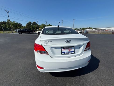 Used 2017 Hyundai Accent Value Edition image 4