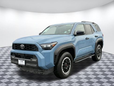 Used 2025 Toyota 4Runner TRD Off-Road image 3