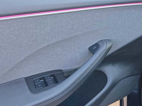 Used 2025 Tesla Model 3 Long Range image 28