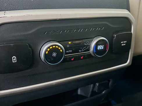 Used 2024 Ford Expedition Max Limited image 28