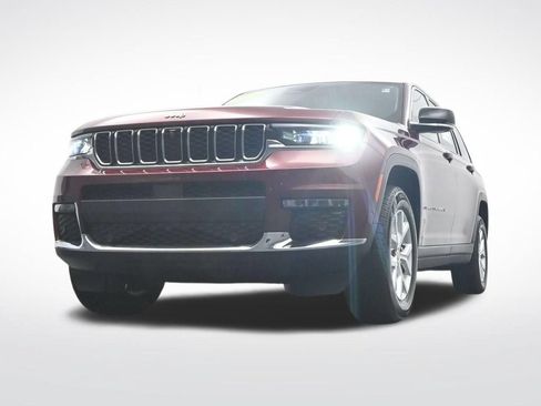 Used 2024 Jeep Grand Cherokee L Limited w/ Luxury Tech Group II RWD image 40