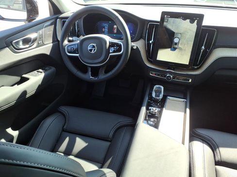 New 2026 Volvo XC60 B5 Ultra w/ Protection Package Premier AWD/4WD image 11