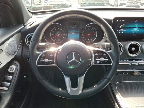 Used 2020 Mercedes-Benz GLC 300 4MATIC image 20