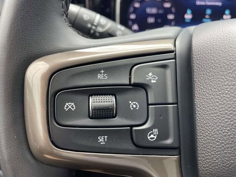 Certified 2024 Chevrolet Silverado 2500 High Country w/ High Country Premium Package AWD/4WD image 25