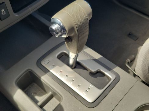 Used 2019 Nissan Frontier S RWD image 18