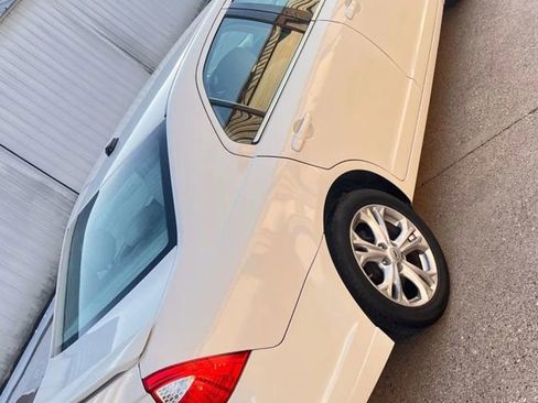 Used 2012 Ford Fusion SE image 5