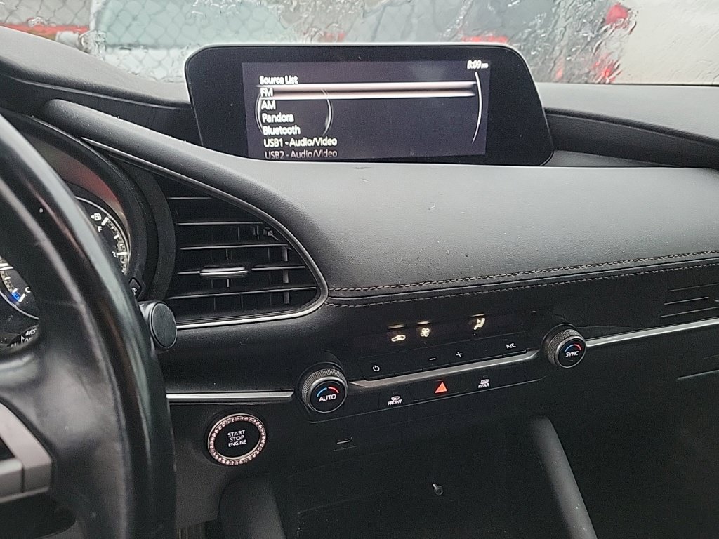 Used 2021 MAZDA MAZDA3 s FWD image 8