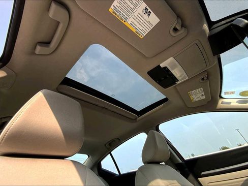 Used 2020 Nissan Altima 2.5 SV image 13