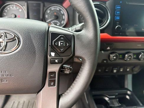 Used 2019 Toyota Tacoma TRD Sport w/ Technology Package RWD image 43