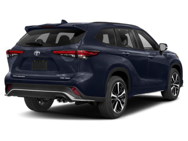 Used 2022 Toyota Highlander XLE FWD image 5
