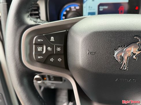 Used 2024 Ford Bronco Badlands AWD/4WD image 38