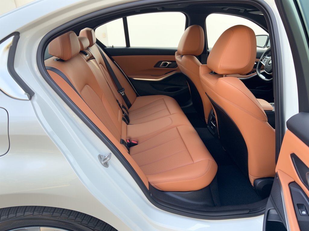 Certified 2026 BMW 330i Sedan RWD image 28
