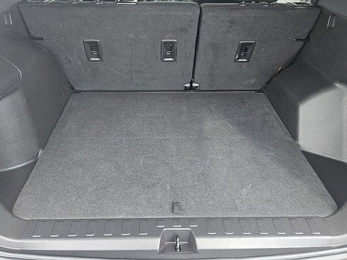 Used 2024 Chevrolet Equinox LT FWD image 21