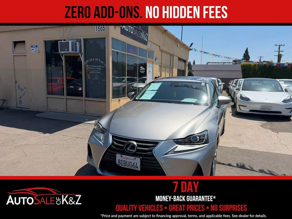 Used 2017 Lexus IS 200t RWD image 9
