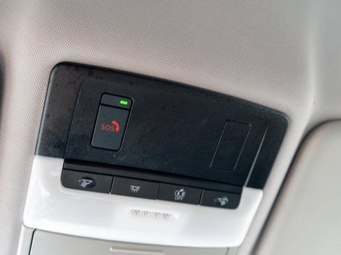 Used 2023 Mitsubishi Outlander SE AWD/4WD image 37