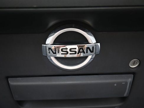 Used 2018 Nissan Frontier S image 20