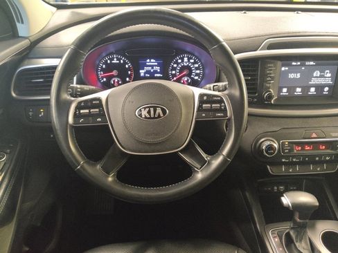 Used 2020 Kia Sorento S FWD image 22