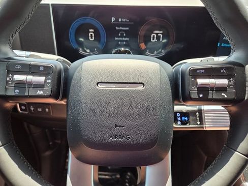 Used 2024 Hyundai Santa Fe SEL FWD image 30