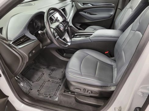 Used 2024 Buick Enclave Essence w/ Sport Touring Edition image 9