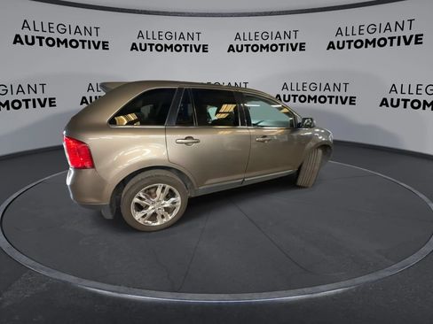 Used 2012 Ford Edge Limited FWD image 9