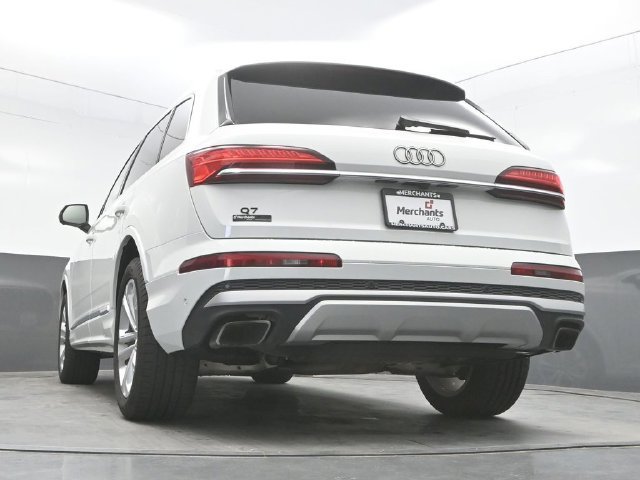 Used 2025 Audi Q7 3.0T Premium Plus AWD/4WD image 37