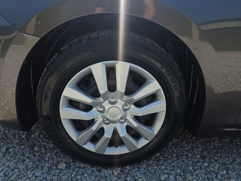 Used 2015 MAZDA MAZDA3 i Sport FWD image 11