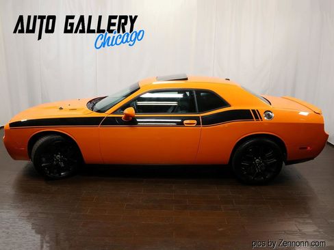 Used 2014 Dodge Challenger R/T Plus image 16