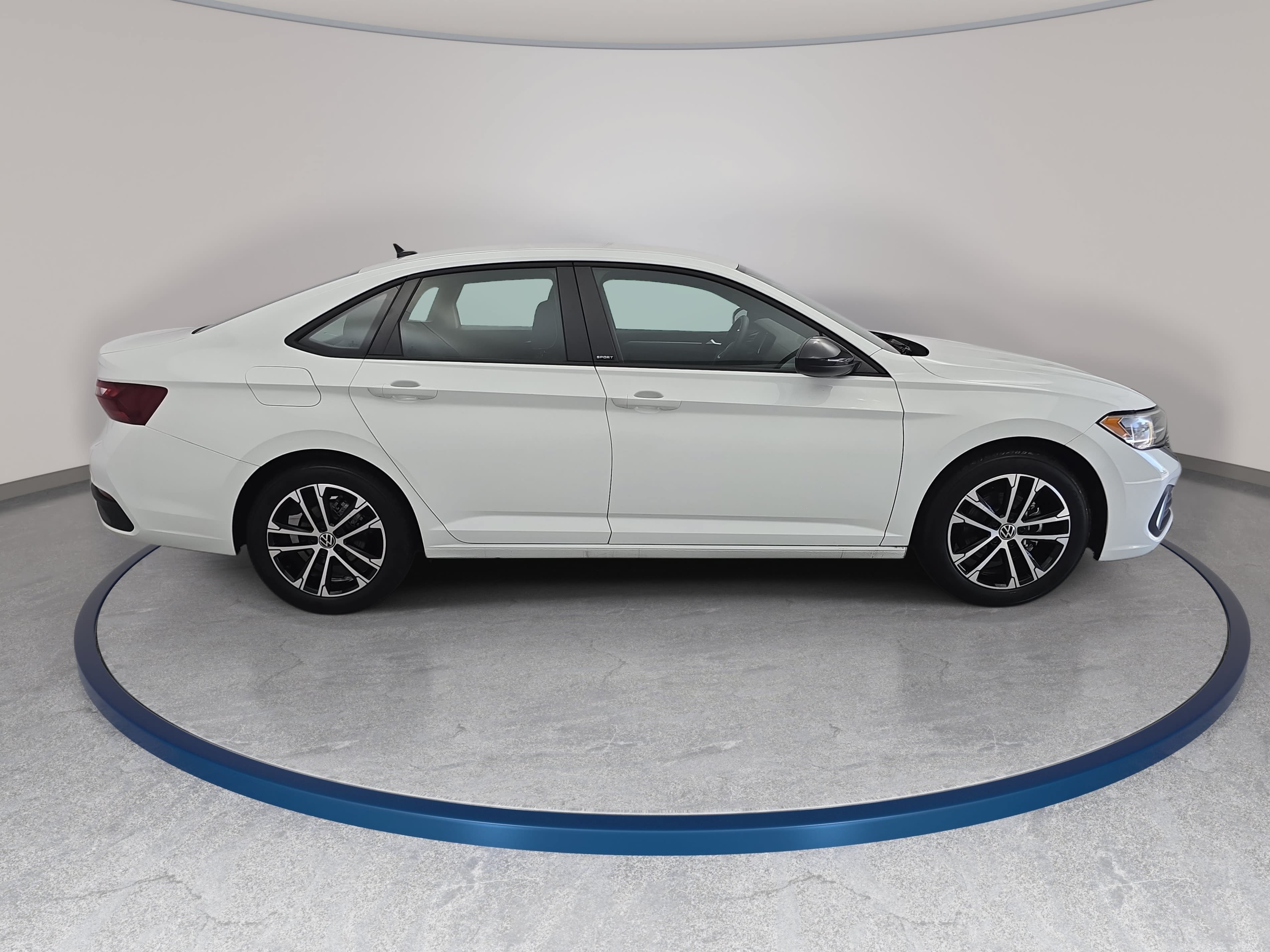 Certified 2024 Volkswagen Jetta Sport FWD image 4