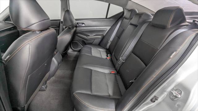 Used 2022 Nissan Altima 2.5 SR FWD image 17