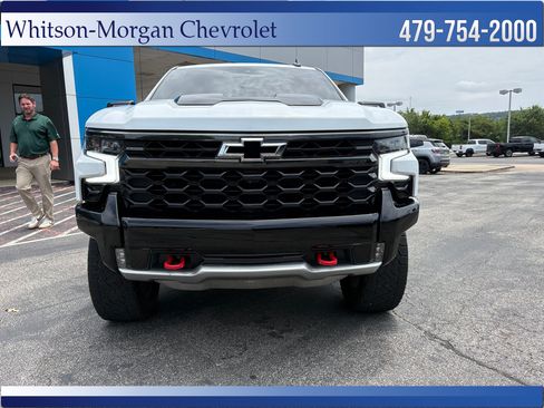 Used 2024 Chevrolet Silverado 1500 ZR2 w/ Technology Package AWD/4WD image 3