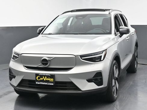 Used 2023 Volvo XC40 Recharge Ultimate w/ Protection Package Premier AWD/4WD image 14